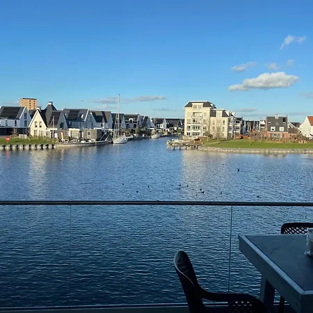 Huis Van Harderwijk Apartman *